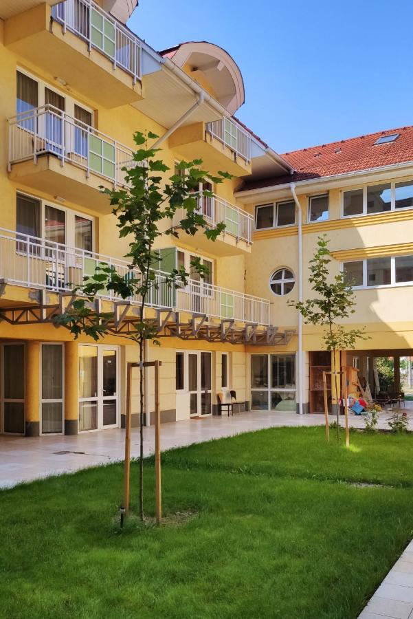 Solaris Apartman Zalakaros Luaran gambar