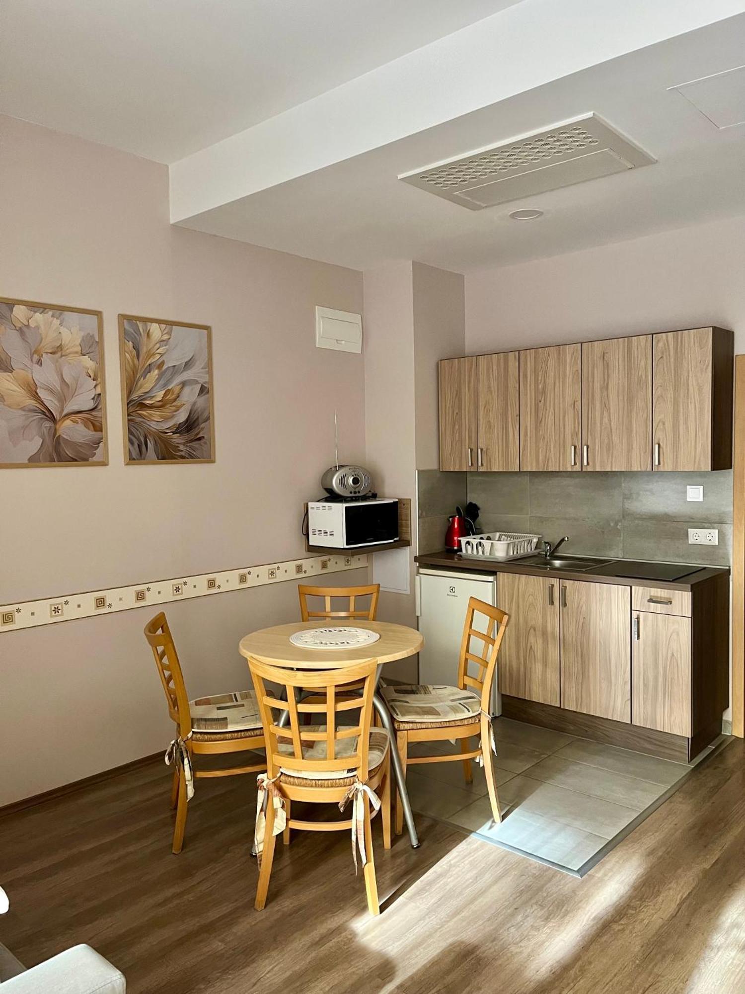 Solaris Apartman Zalakaros Luaran gambar